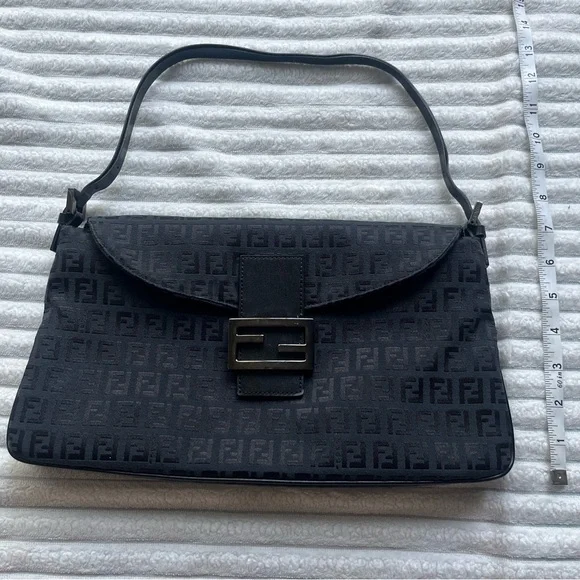 Vintage Fendi Purse - Picture 13 of 14